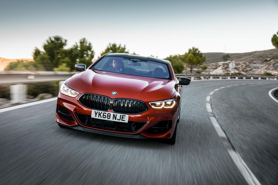  BMW M850i xDrive Carbon Package (G15) 2018 года  (UK) (фото 12 из 40)